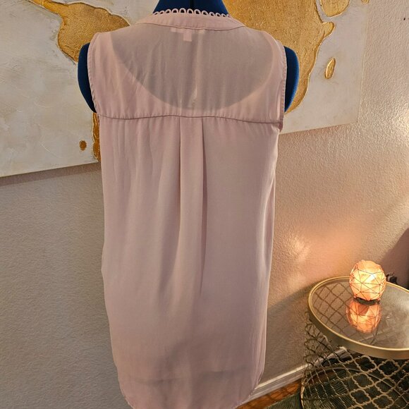 pink loop neck blouse - Picture 5 of 7